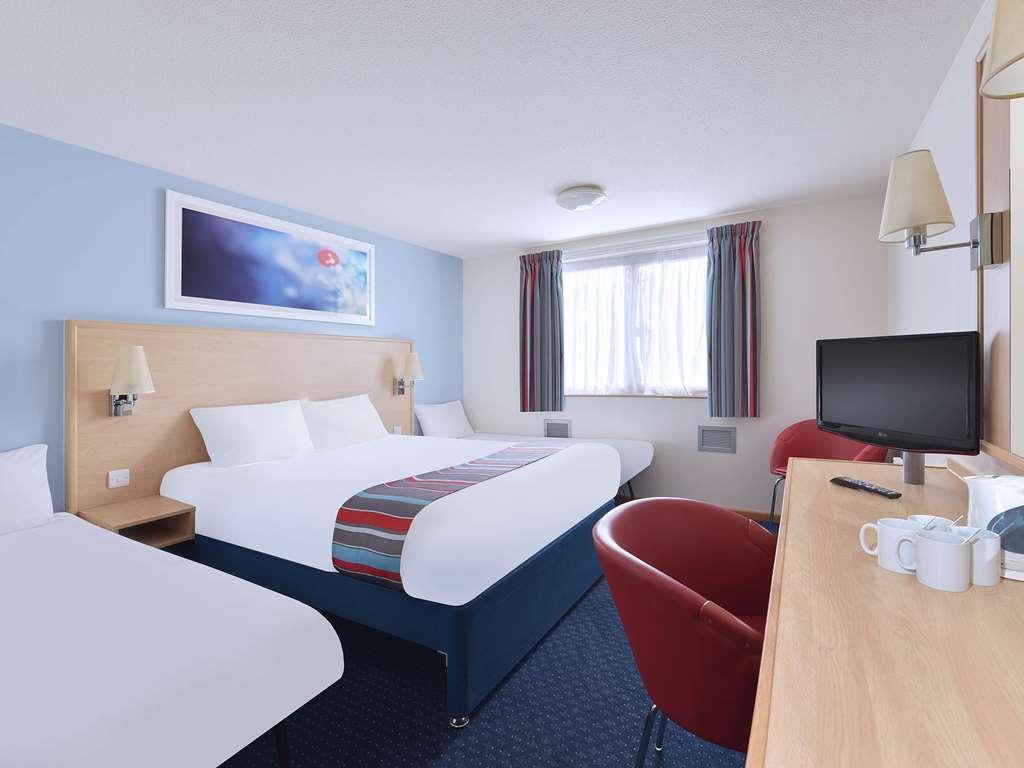 Travelodge London Central City Road Удобства фото