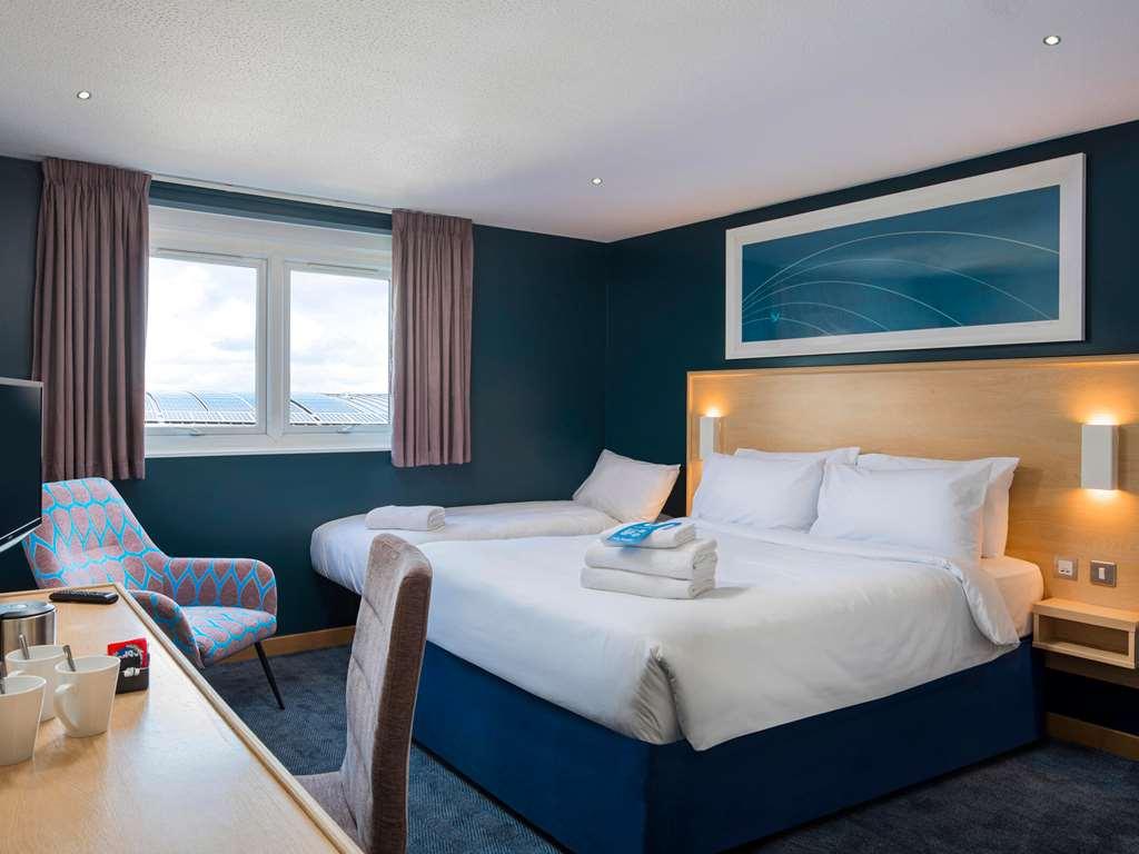 Travelodge London Central City Road Номер фото