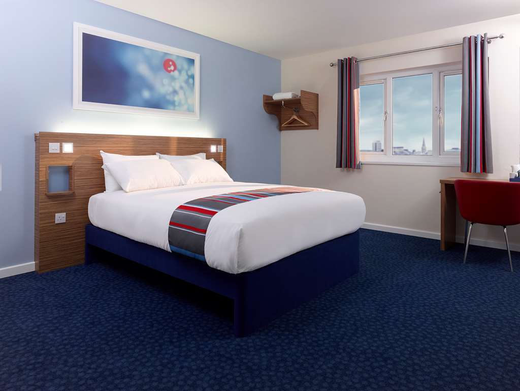 Travelodge London Central City Road Номер фото